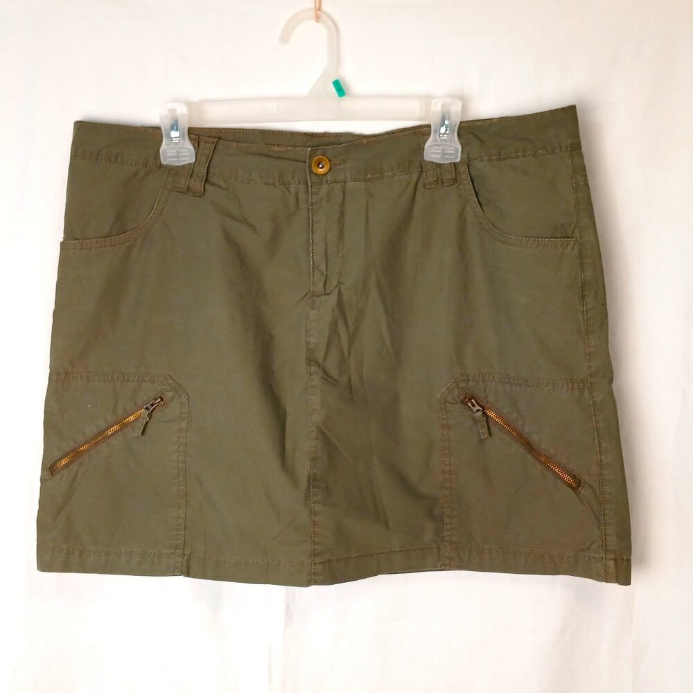 Sporty Khaki Cotton Skort